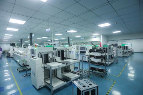 云漢芯城 雙項(xiàng)大獎?wù)蔑@數(shù)字化建設(shè)硬實(shí)力，技術(shù)服務(wù)鑄就產(chǎn)業(yè)新標(biāo)桿